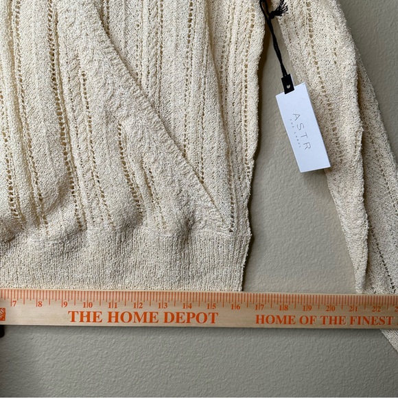 ASTR the Label Sweater Women’s Pointelle Mock Wrap Ribbed Hem Knit Cream Size XL - Picture 13 of 14